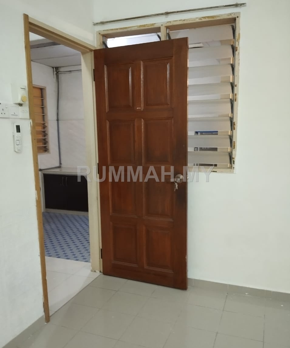 house in Sungai Nibong, Penang — photo 3