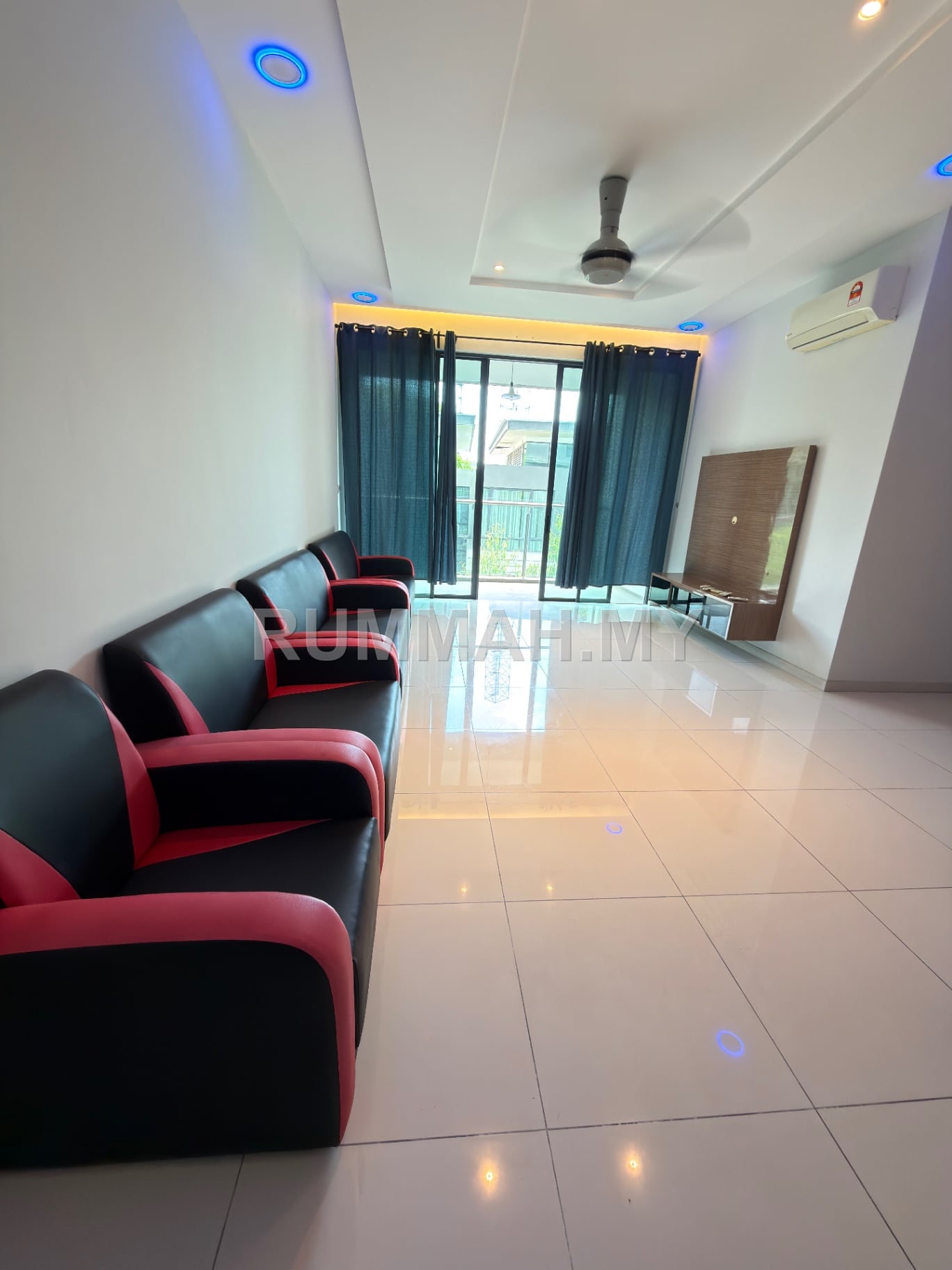 3-bedroom condo in Bukit Jambul, Penang for rent - The address condominium bukit jambul bayan lepas partial furnished