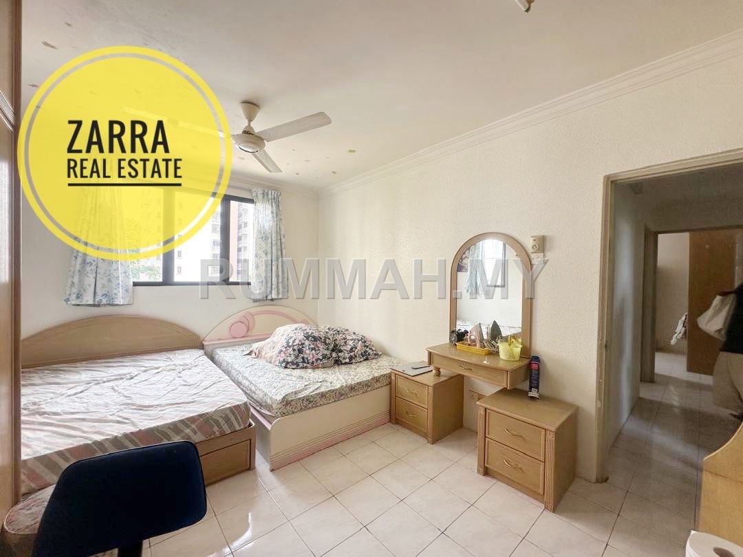 condo in Sungai Ara, Penang — photo 4