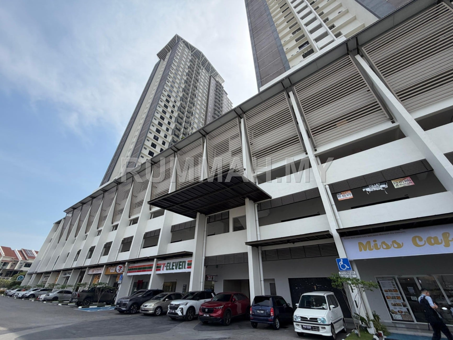 3-bedroom condo in Bukit Mertajam, Penang for sale - Aston Acacia Service Apartment @ Bukit Mertajam – For Sale ✨ 高楼层全新单位出售｜泳池景观＋超值