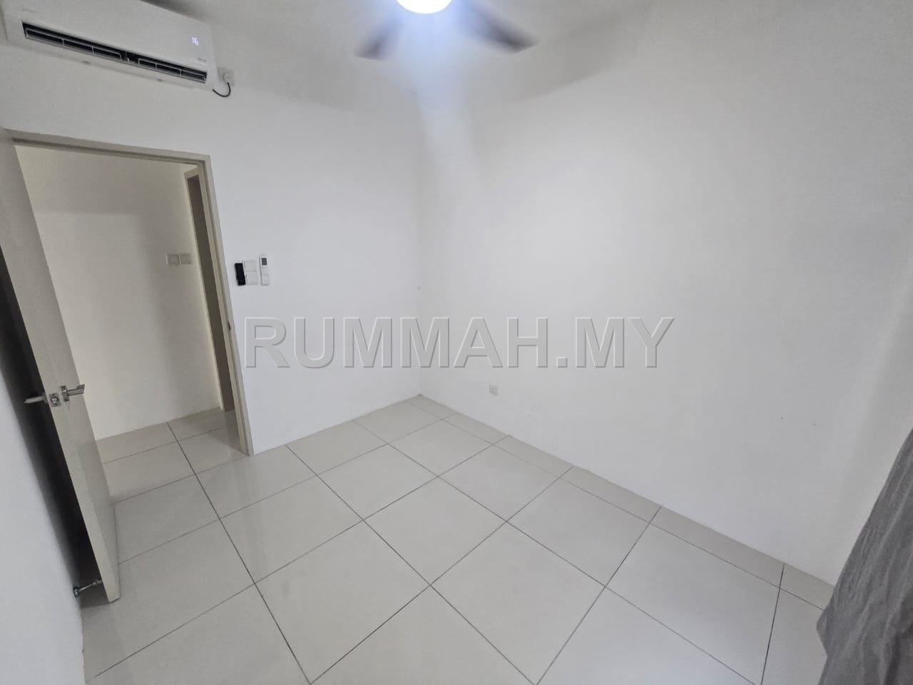 Vivo Executive Apartment Batu Kawan 3 Bedroom Condo For Rent RM1400 Batu Kawan Vivo Executive Apartment 三房公寓出租 RM1400