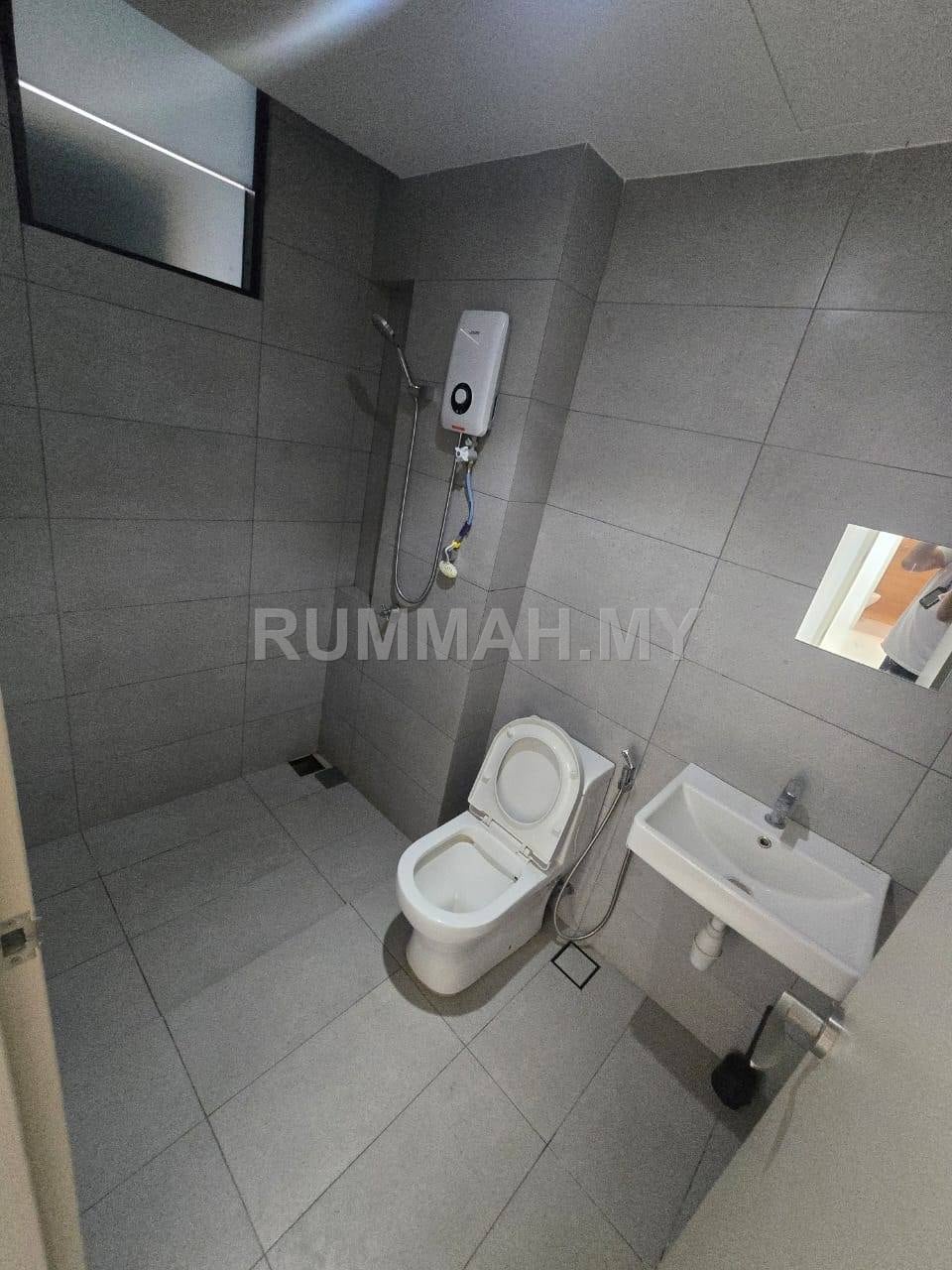 condo in Batu kawan, Penang — photo 4