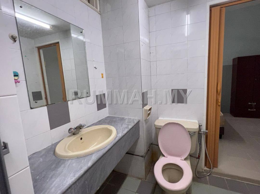 condo in George Town, Penang — photo 3