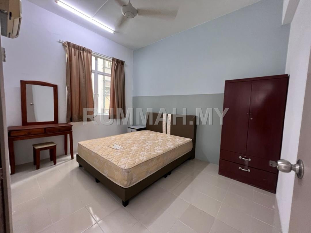 4-bedroom condo in George Town, Penang for sale - 28 Logan (Damai Villa) @ Logan Road 1600sf 2 Car Park Georgetown