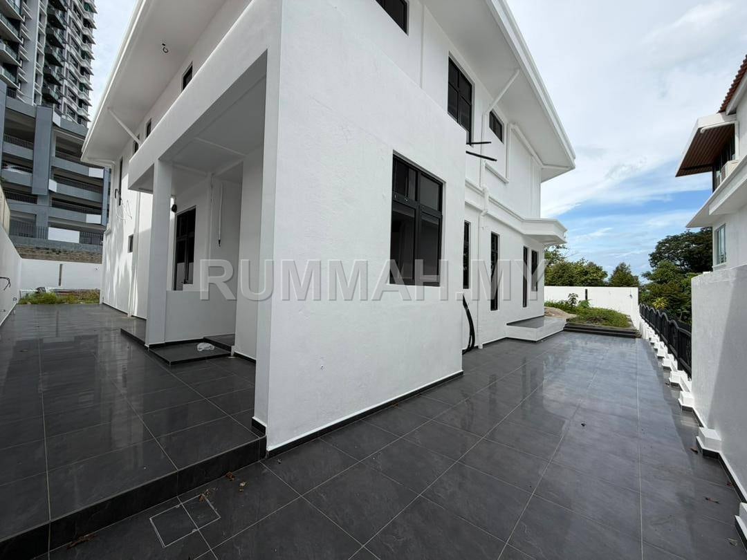house in Gelugor, Penang — photo 3