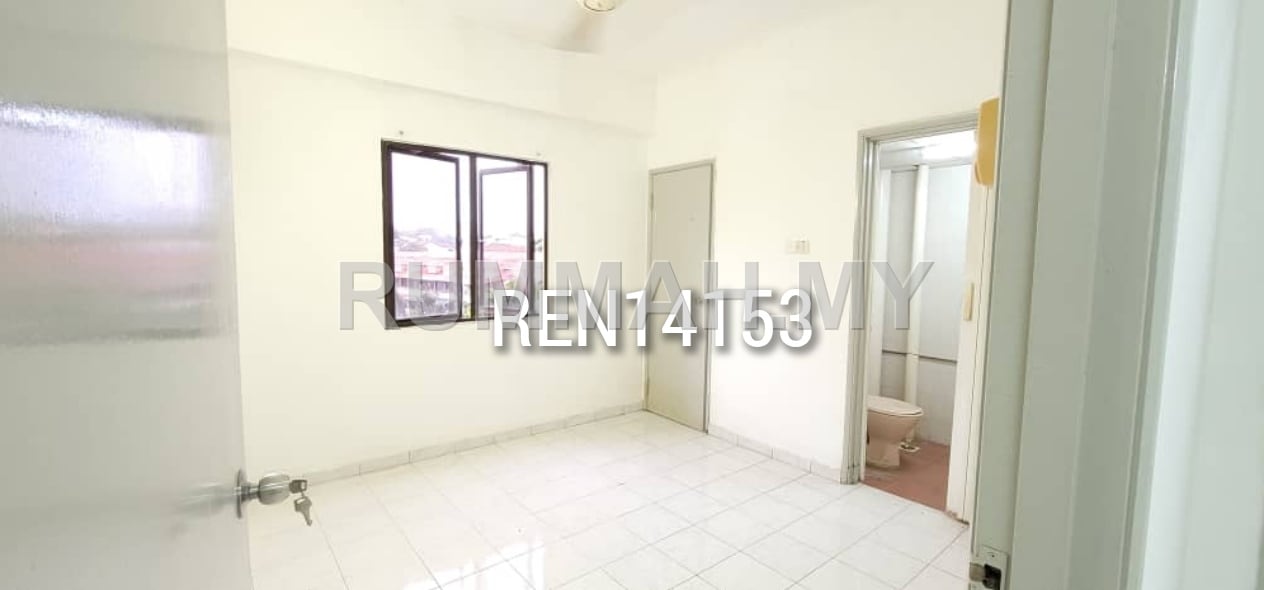 condo in Relau, Penang — photo 3