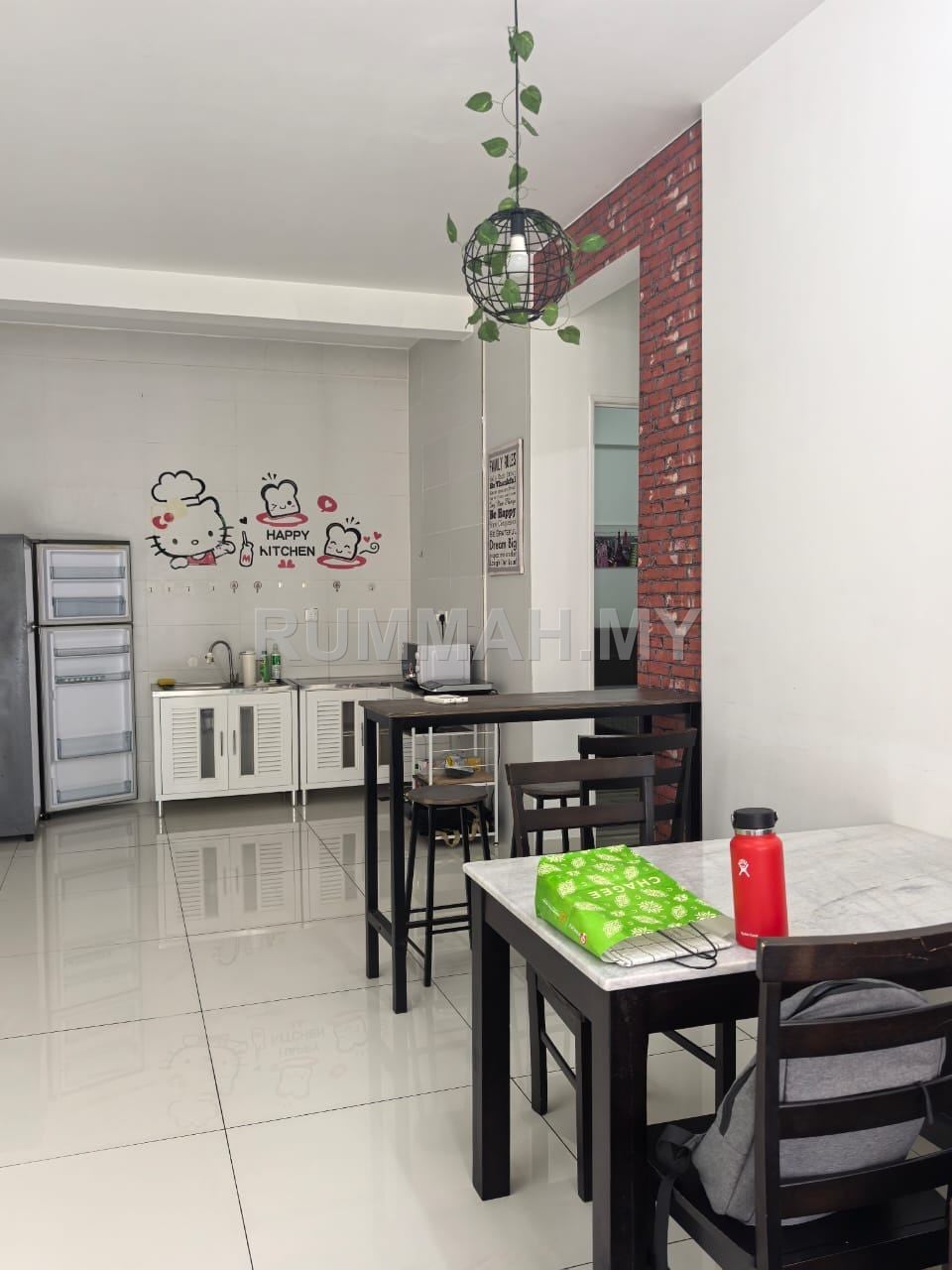ArteS walking distance to usm