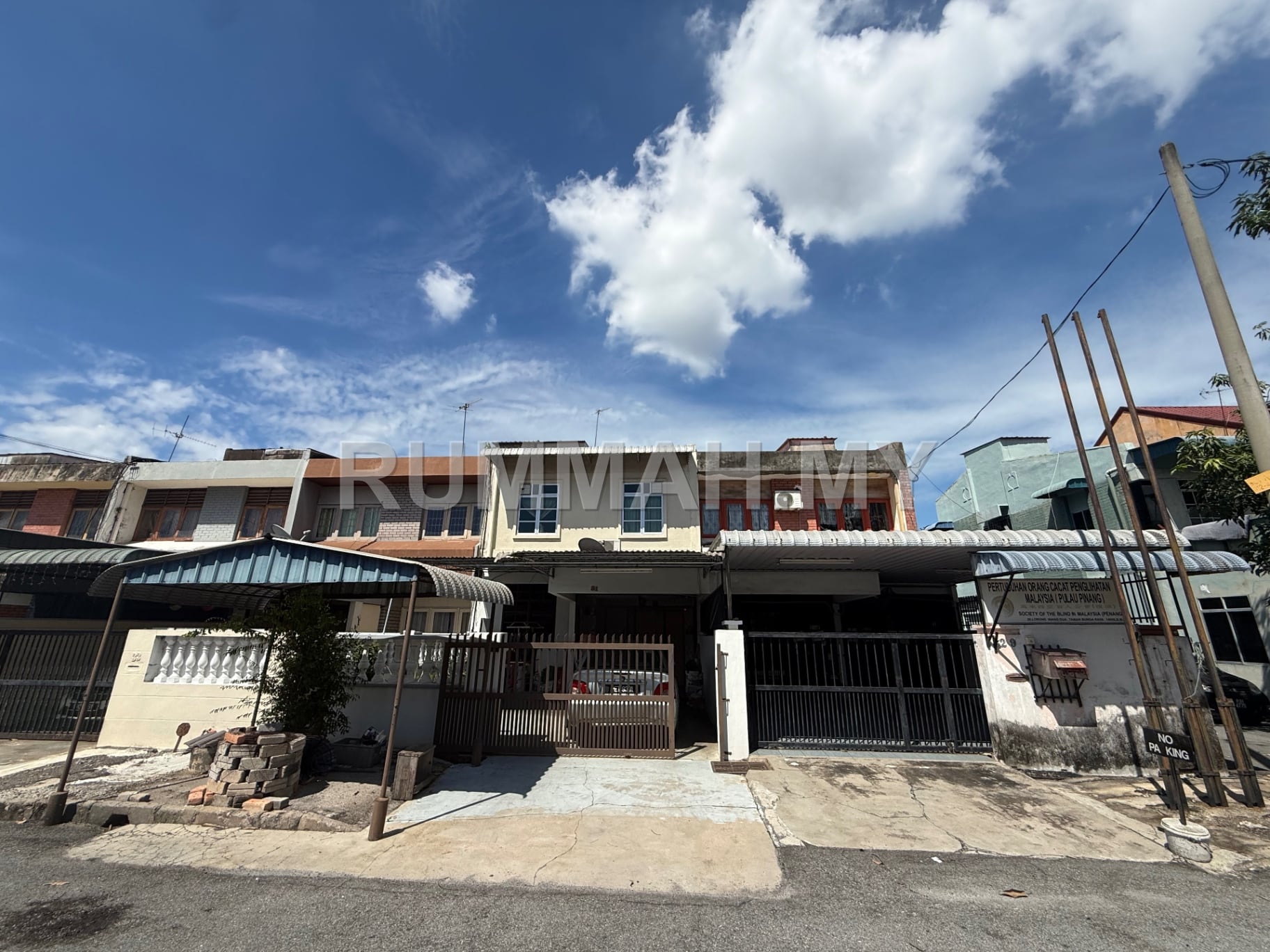 4-bedroom house in Bukit Mertajam, Penang for sale - Taman Bunga Raya 2-Storey Terrace 1400sf Fully Renovated Bukit Mertajam