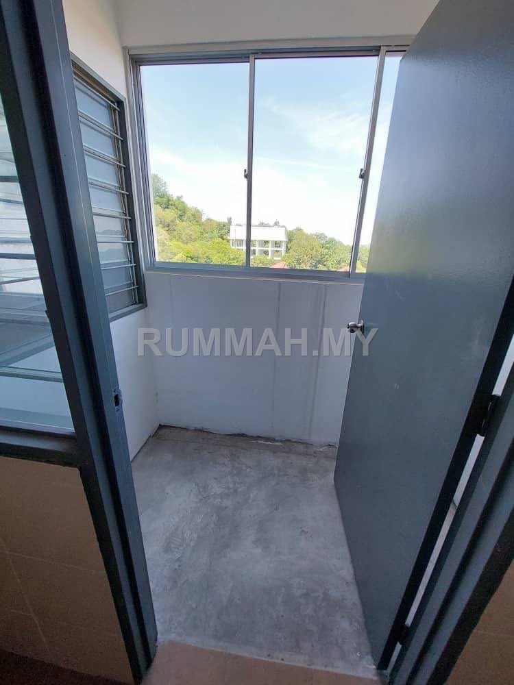 3-bedroom condo in Teluk Kumbar, Penang for rent - Mercury Apartment, Teluk Kumbar, Penang