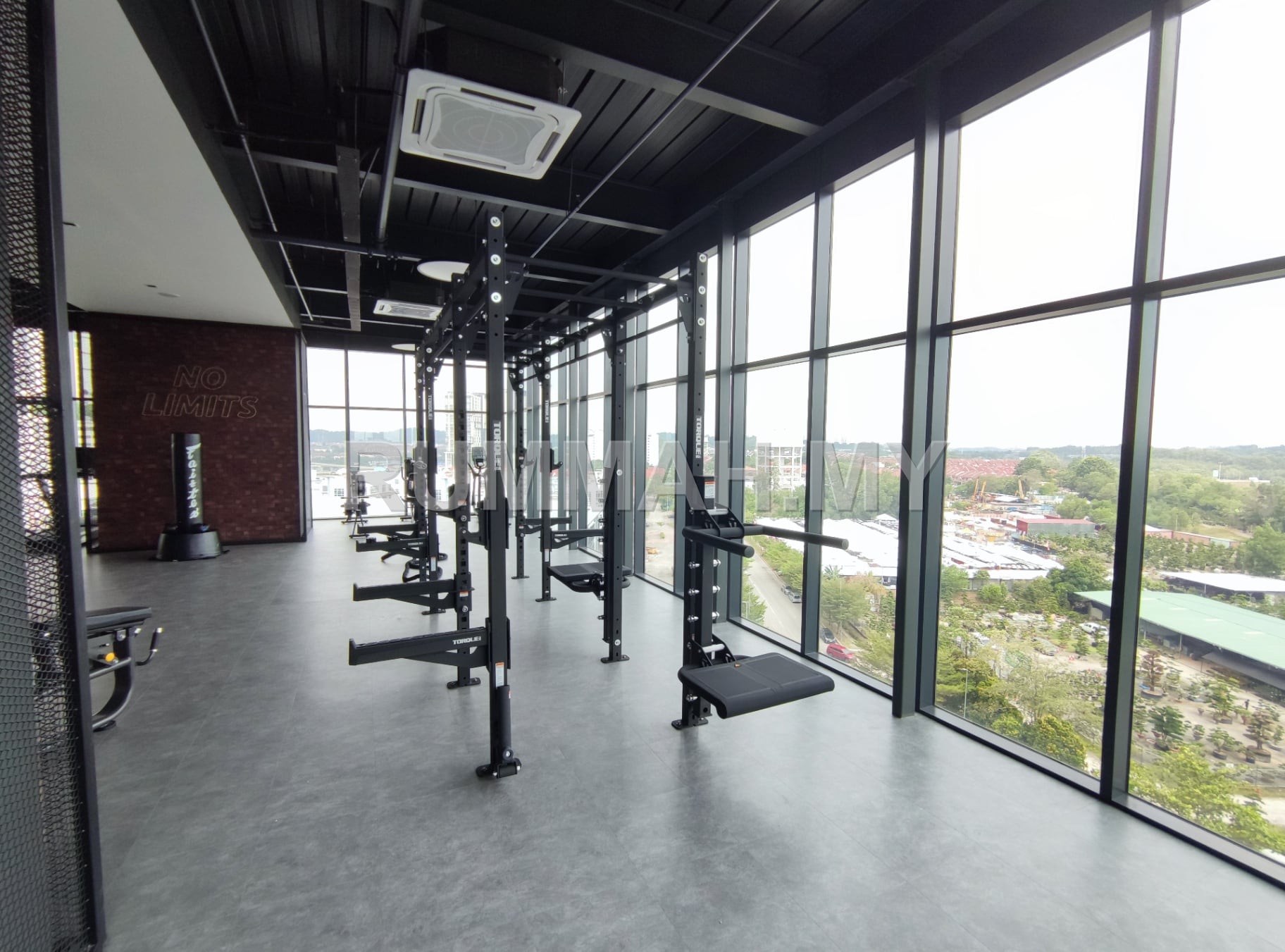 condo in Seri Kembangan, Selangor — photo 6
