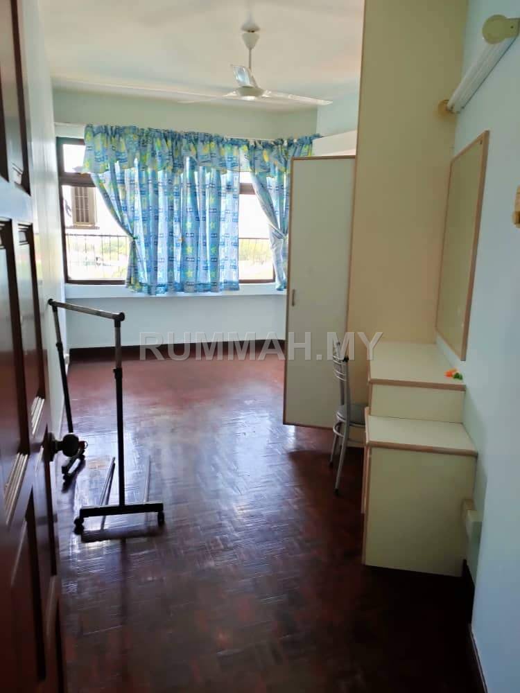 condo in Pulau Tikus, Penang — photo 7