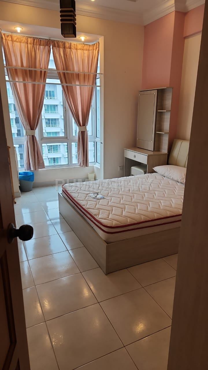 condo in Gelugor, Penang — photo 3