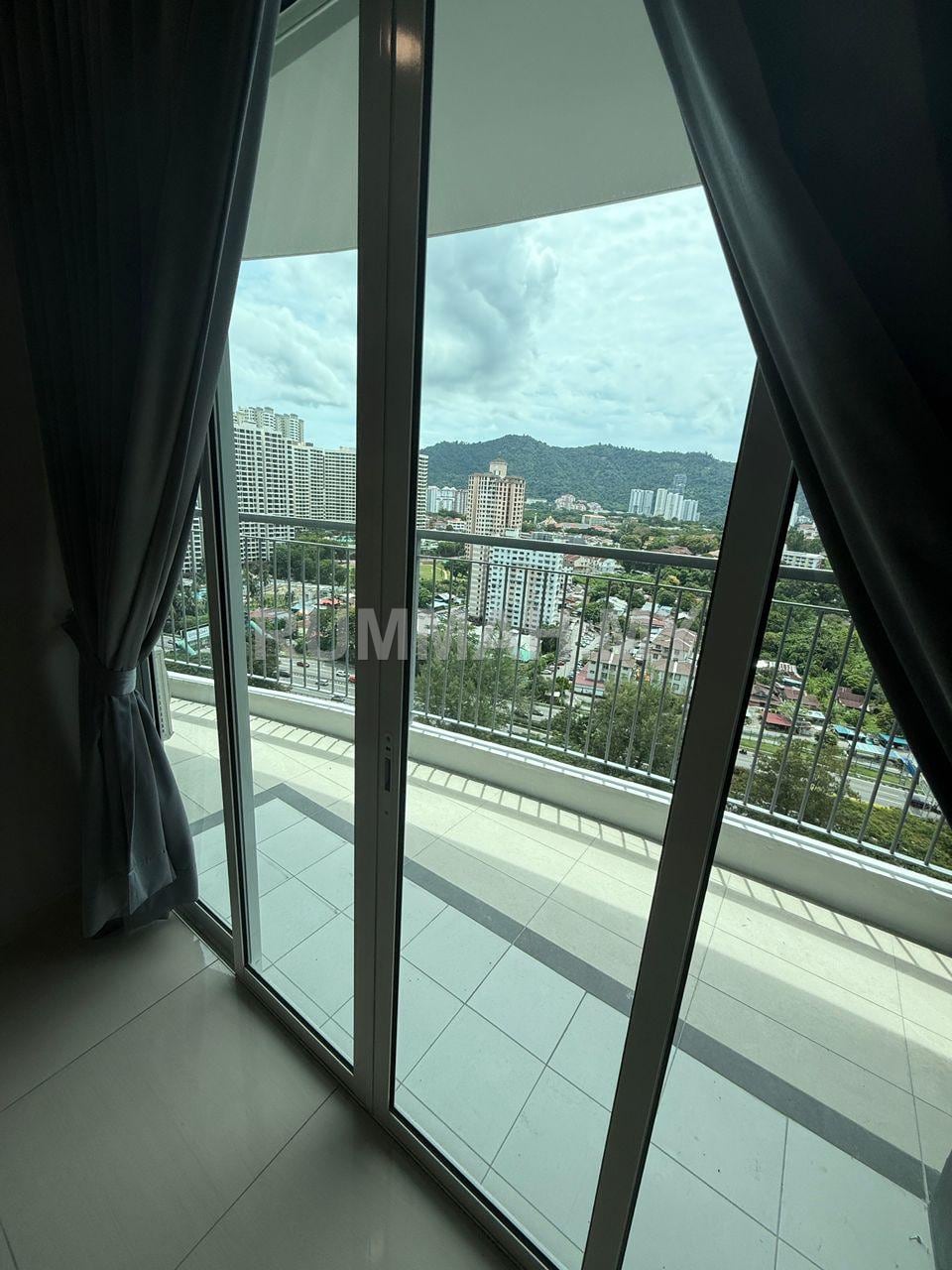 condo in Gelugor, Penang — photo 4