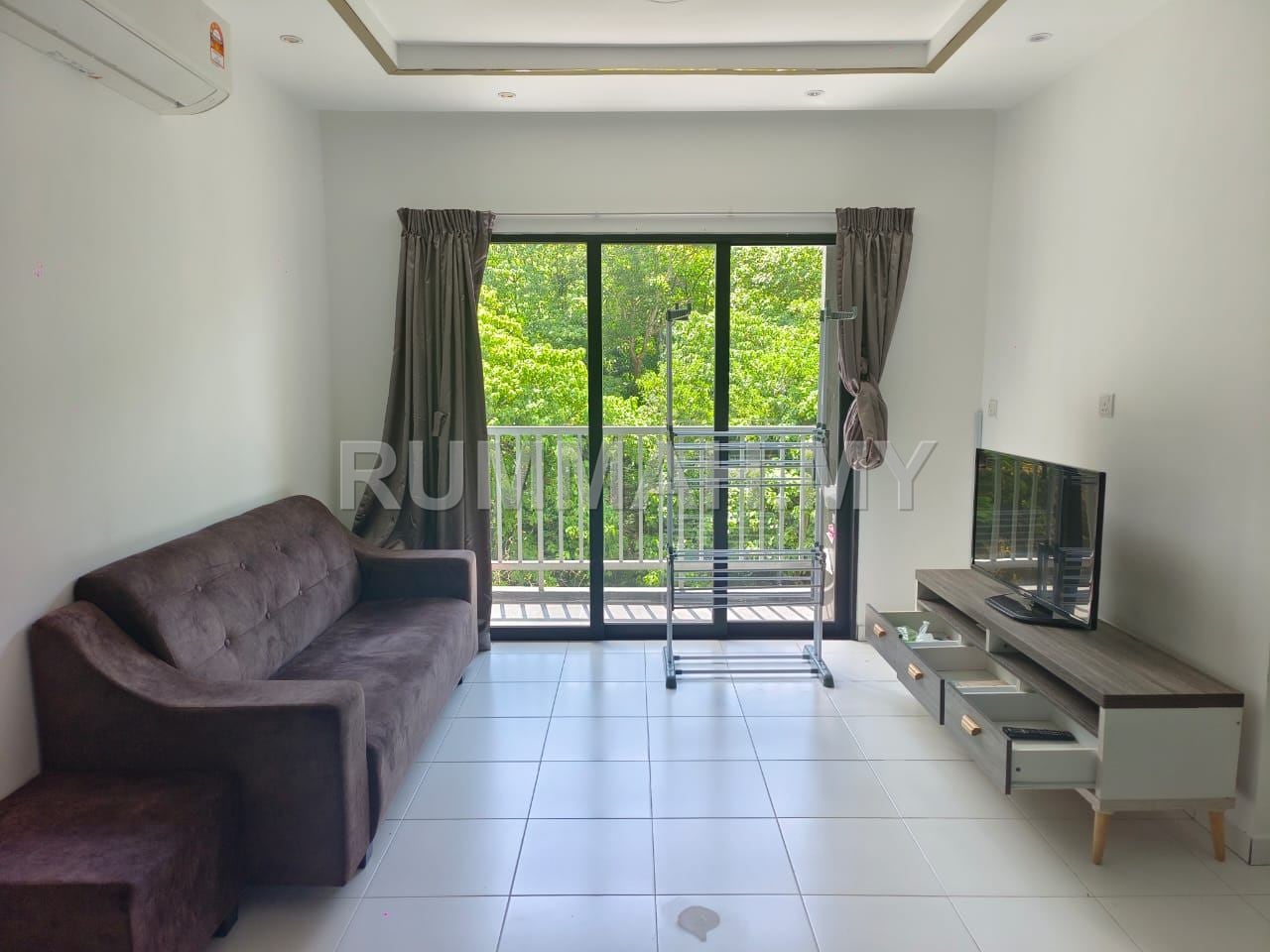 3-bedroom condo in Tanjung Tokong, Penang for rent -  Tri Pinnacle, Tanjung Tokong | Fully Furnished
