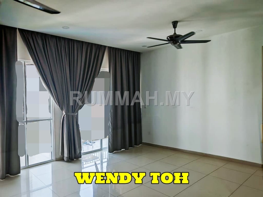 3-bedroom condo in Bayan Lepas, Penang for sale - Summerskye 1100sf Partial Furnished 2 Car Park Bayan Lepas
