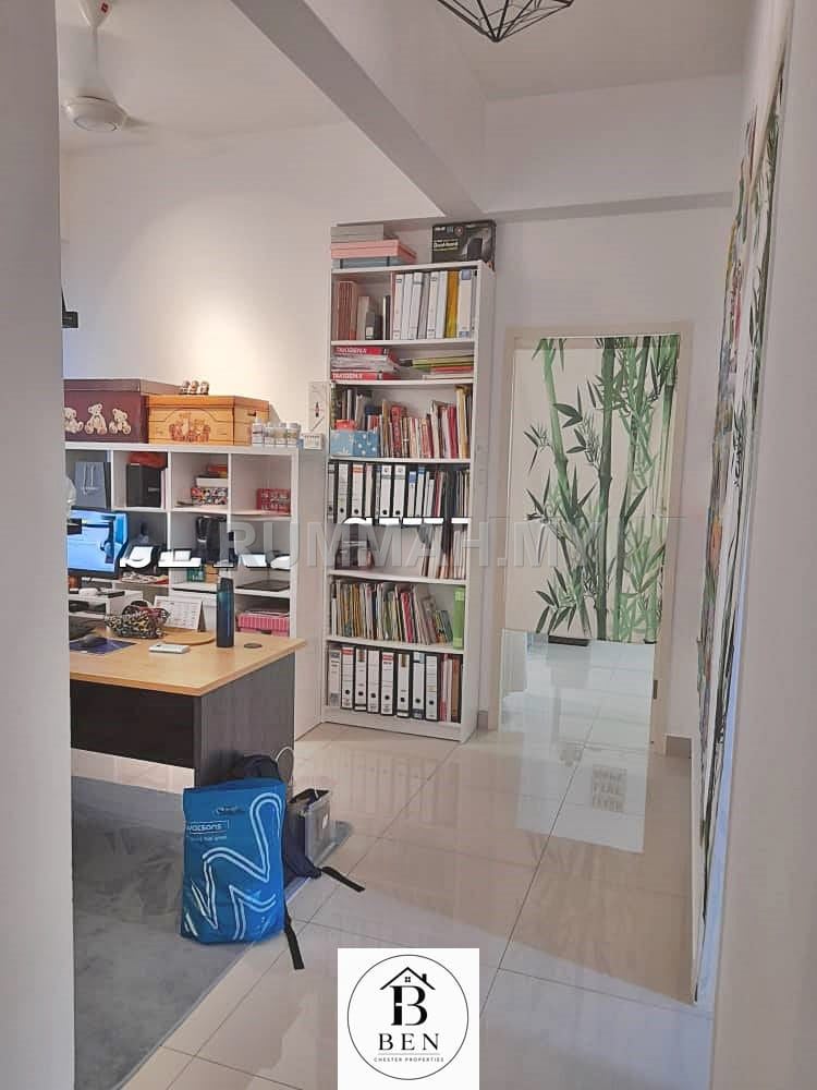 condo in Relau, Penang — photo 6