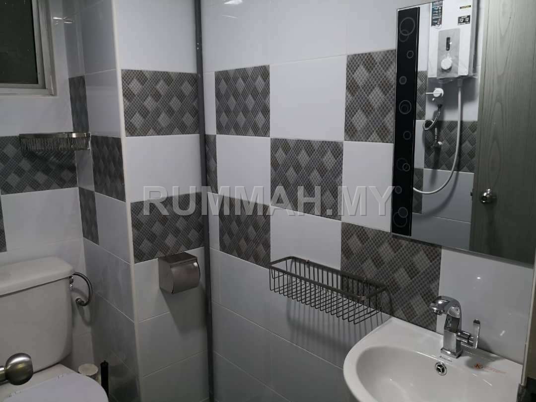 condo in Batu Uban, Penang — photo 6