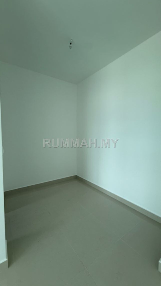 condo in Gelugor, Penang — photo 3