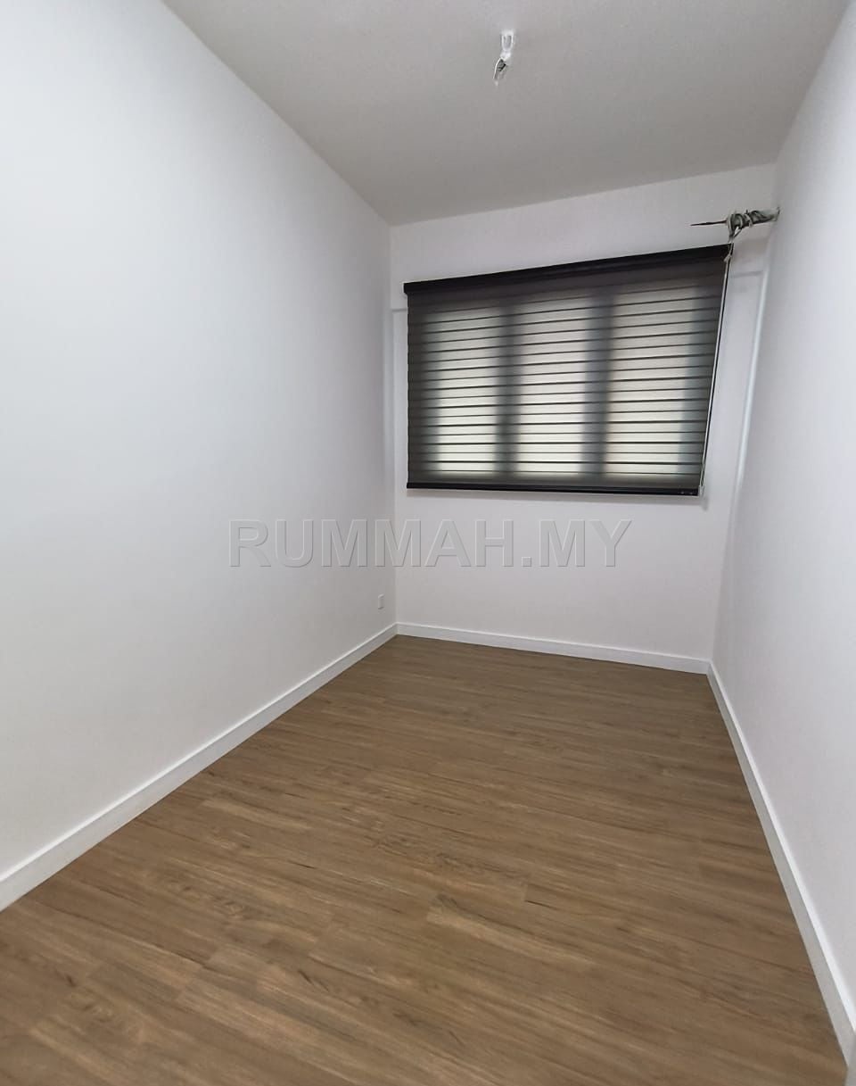 3-bedroom condo in George Town, Penang for rent - 3 residence at Kapal signh near international school