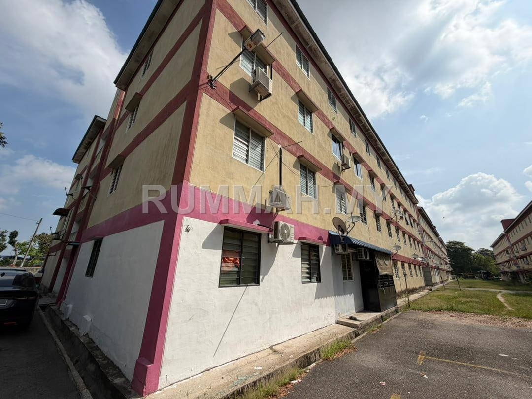 3-bedroom condo in Simpang Ampat, Penang for sale - Perwira Indah Flat @ Simpang Ampat