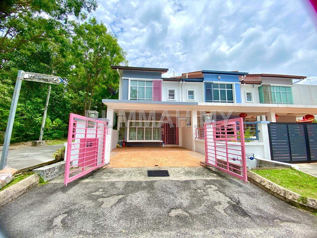 4-bedroom house in KAJANG, Selangor for sale - END LOT Double Storey Terrace House, Taman Bukit Mewah Fasa 9, Kajang