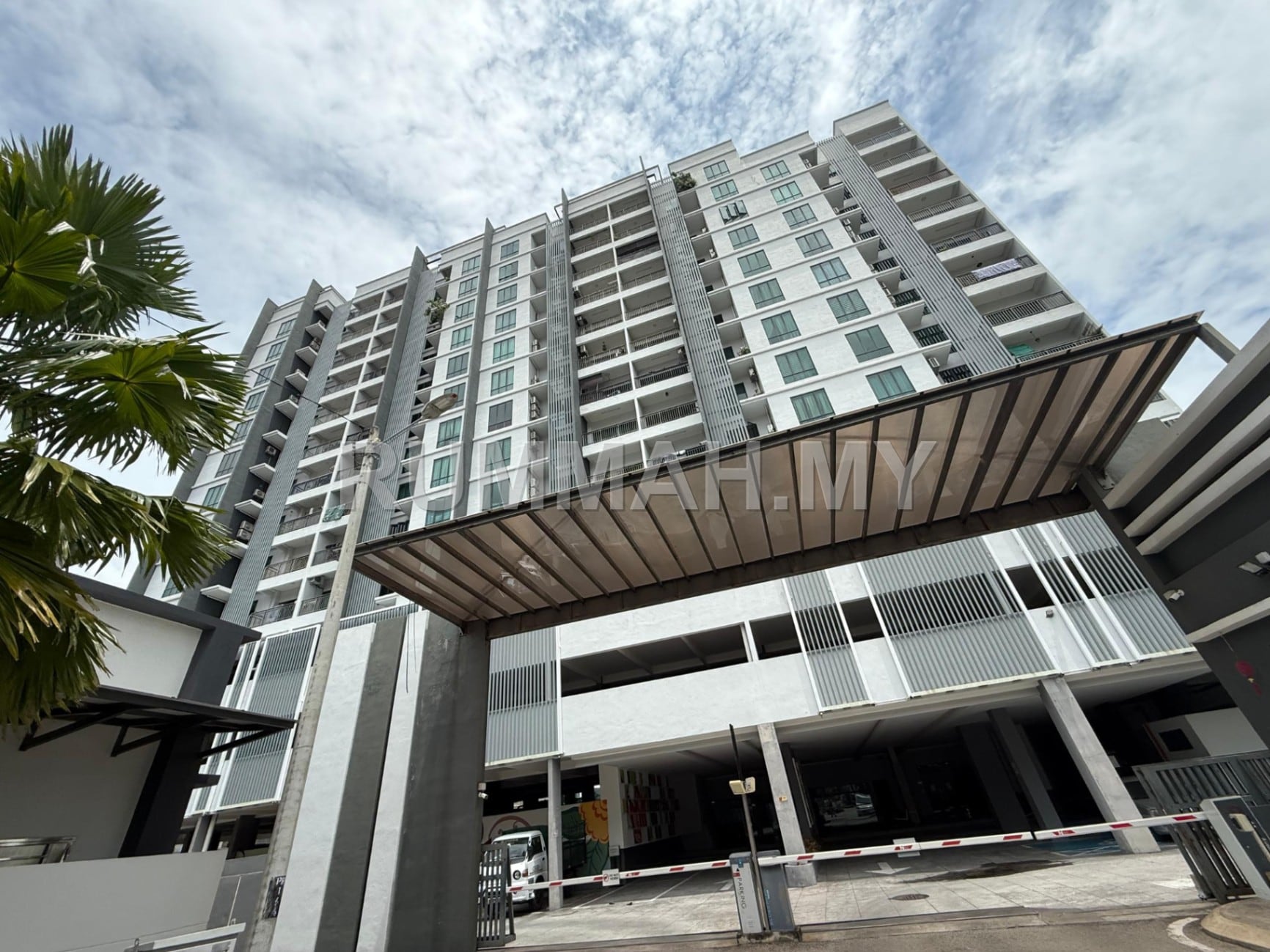 3-bedroom condo in Bukit Mertajam, Penang for sale - Dutamas Residence BM Super Low Density Condo For Sale Below Market Value RM380K 大山脚 Dutamas Residence 超低密度公寓出售 低于市价 RM38万