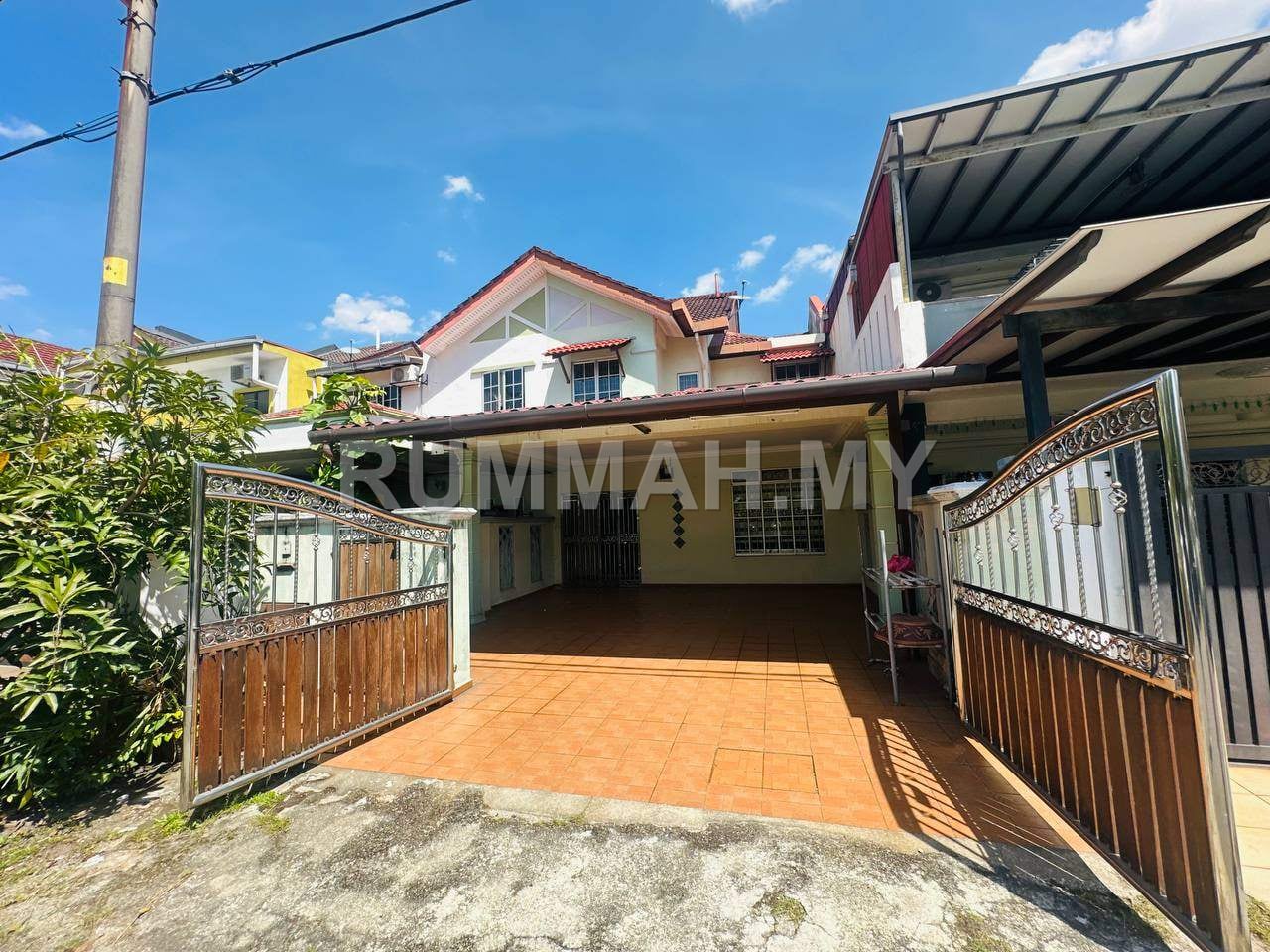 5-bedroom house in Seksyen 7 Bandar Baru Bangi, Selangor for sale - RENOVATED Double Storey Terrace Seksyen 7 Bandar Baru Bangi ✅🔥