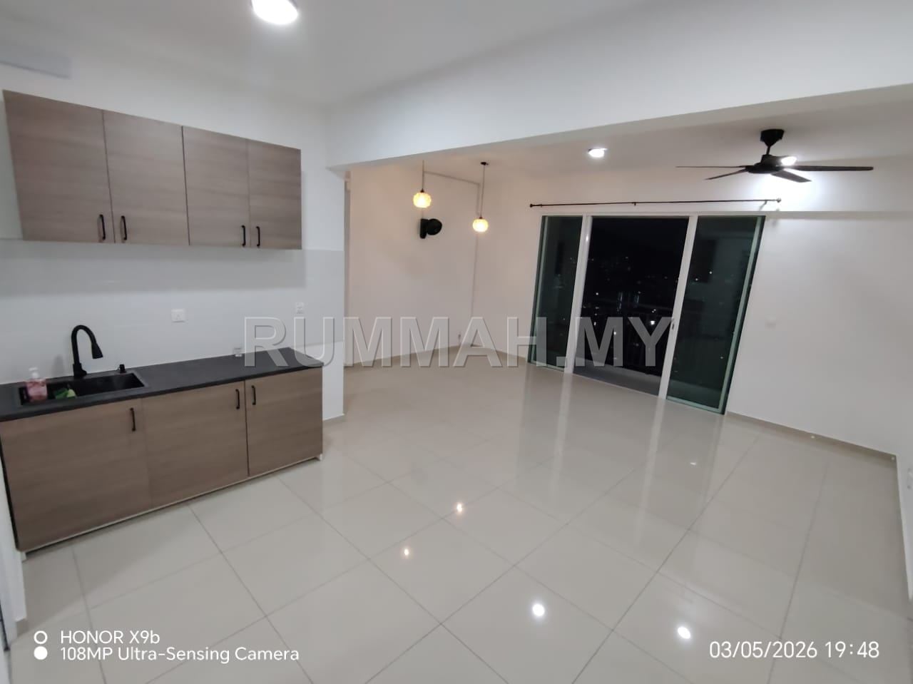 3-bedroom condo in Gelugor, Penang for rent - Condo for Rent @ Ideal Residency, Gelugor | Partly Furnished