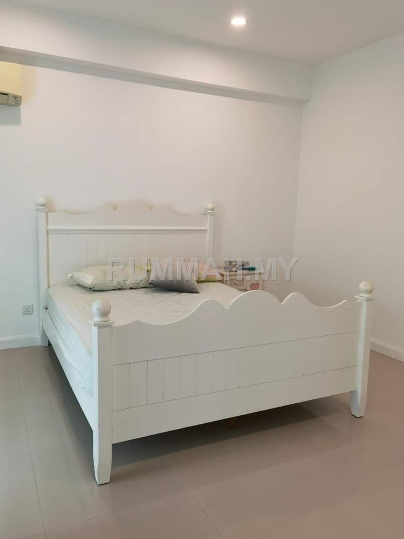 condo in Batu Uban, Penang — photo 7