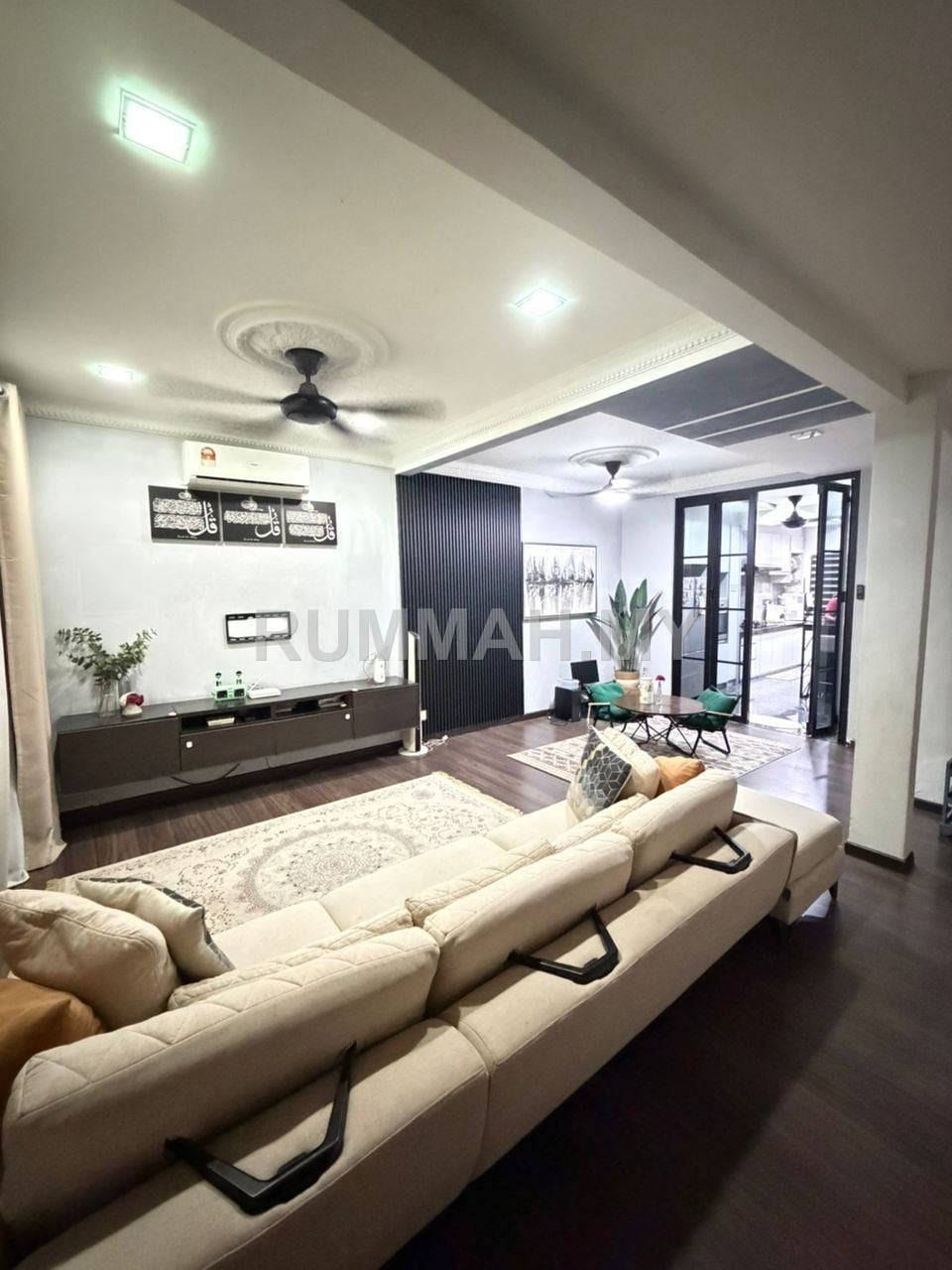 house in  Impian Jaya, Saujana Impian Kajang, Selangor — photo 2