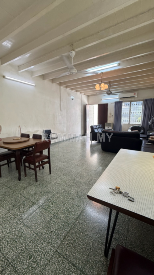 house in Pulau Tikus, Penang — photo 3