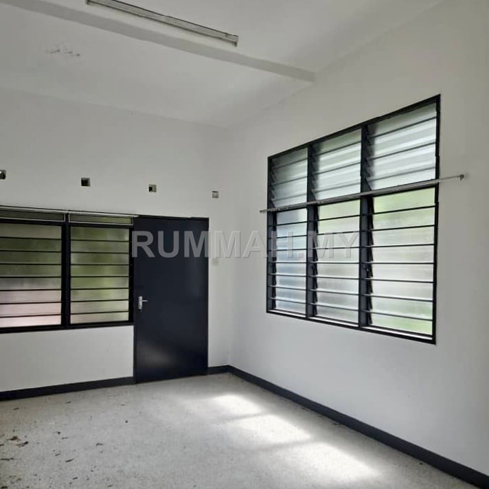 house in Tanjung Bungah, Penang — photo 4