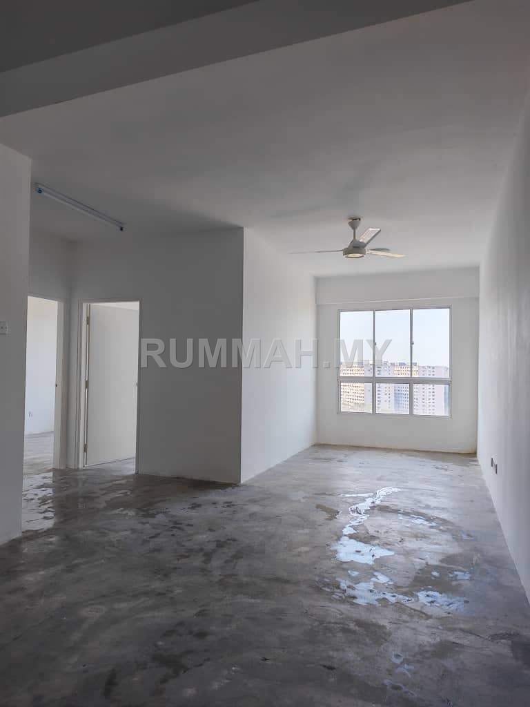 3-bedroom condo in Tanjung Tokong, Penang for rent - Tanjong Tokong aprartment for SALE & RENT, Bare unit, Full loan