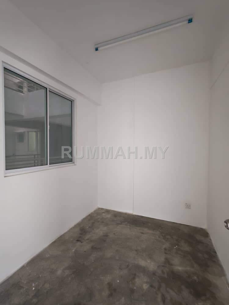condo in Tanjung Tokong, Penang — photo 6