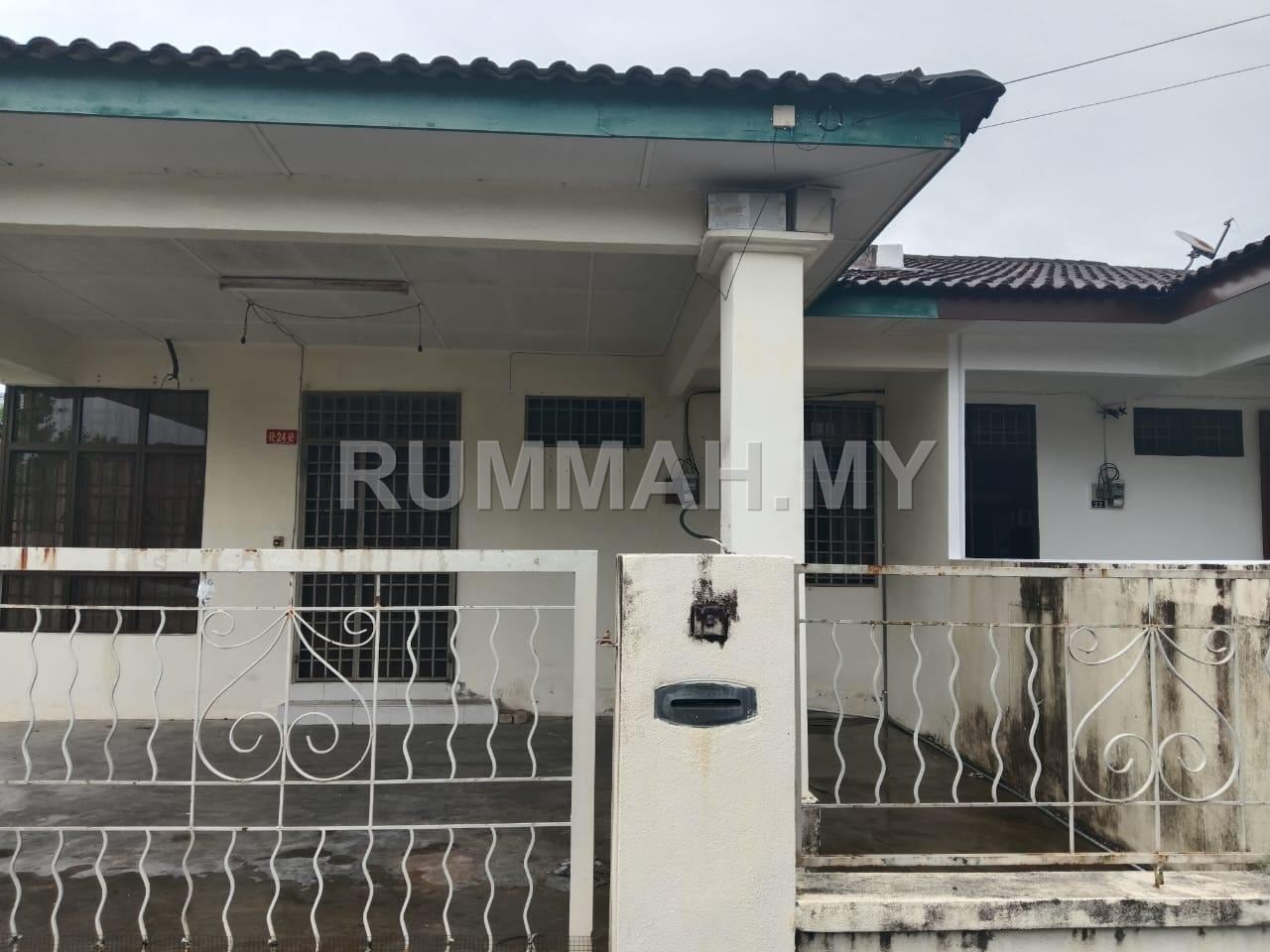 3-bedroom house in Juru, Penang for sale - Semi-D House for Sale @ Jalan Sentul Jaya, Juru | Freehold