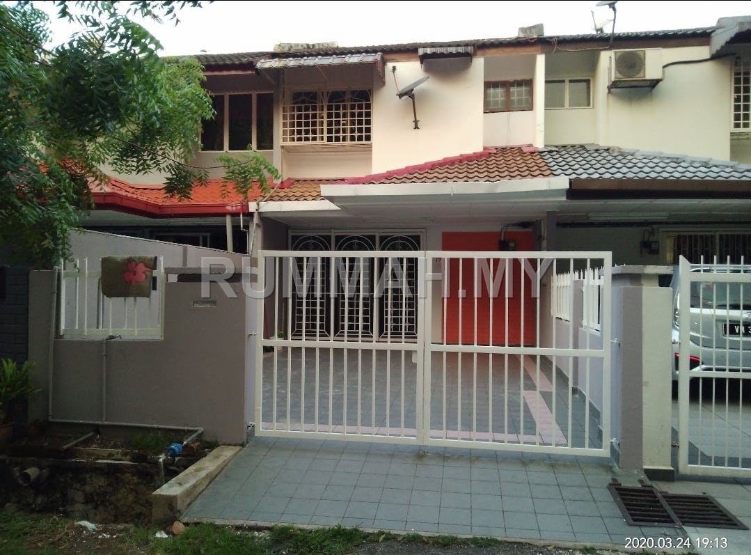 3-bedroom house in Taman Ampang Indah, Kuala Lumpur for sale - Facing Open Double Storey Terrace, Taman Ampang Indah, Ampang