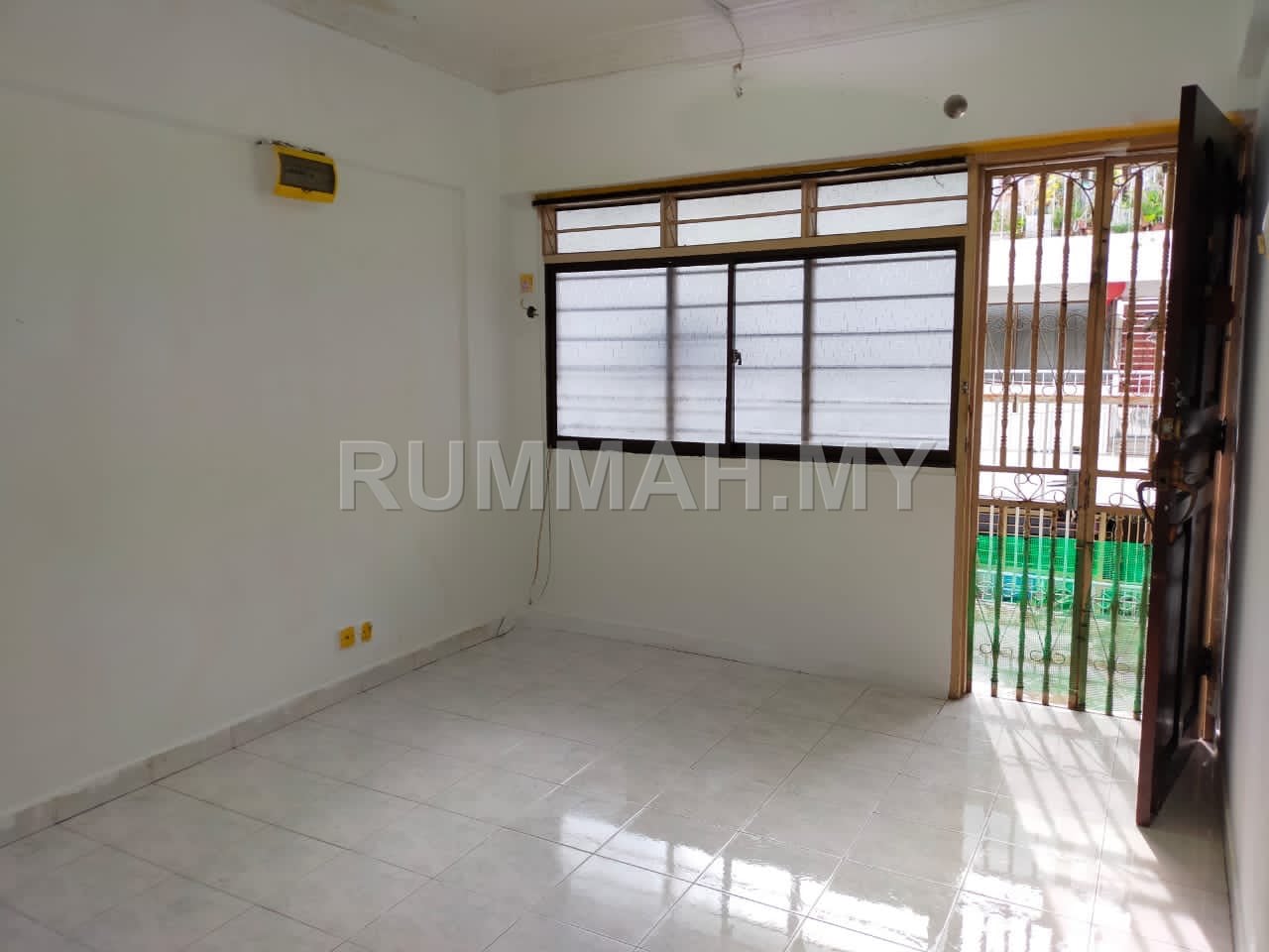 2-bedroom condo in Air Itam, Penang for sale - Medan Angsana 1 Blok 2C Farlim Air itam 550sqft high floor
