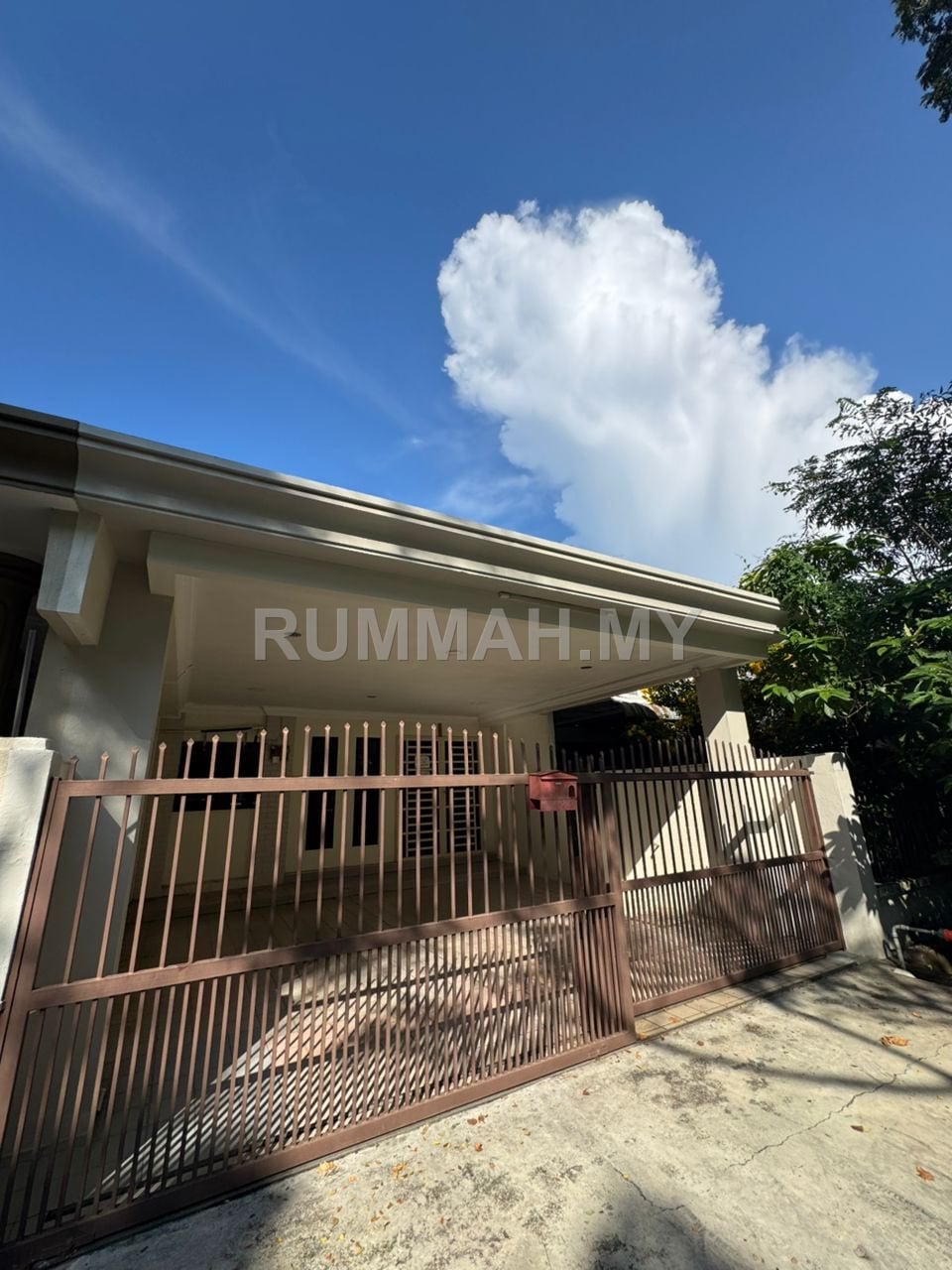 4-bedroom house in Seberang Jaya, Penang for sale - 2 storey terrace Lorong Sembilang seberang jaya 2160sf