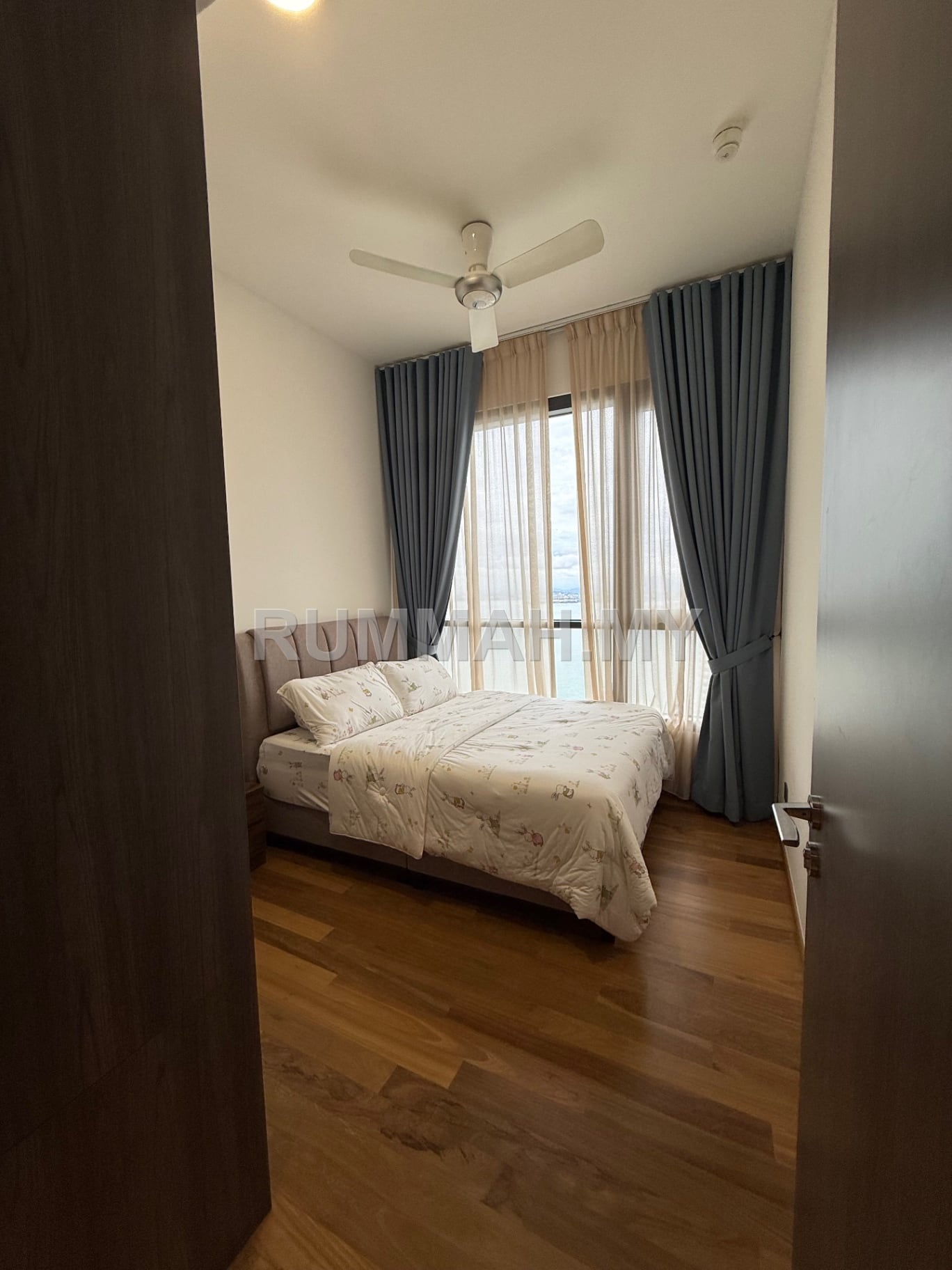 2-bedroom condo in George Town, Penang for sale - Condo for Sale @ Marriott Residences, George Town | Fully Furnished
