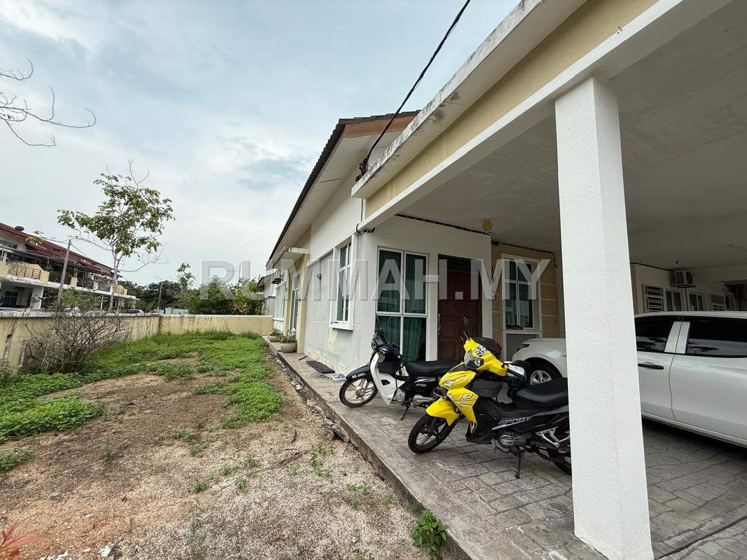 3-bedroom house in Balik Pulau, Penang for sale - [BELOW SPA] 1-Storey Semi-D Taman Prestij 3 Corner 2688sf Partially Renovated Balik Pulau
