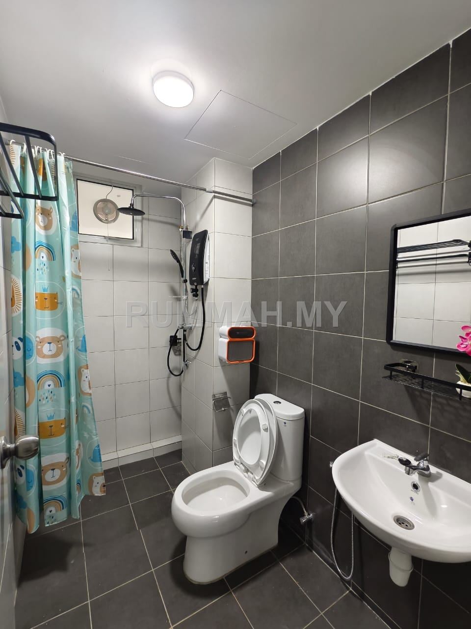 condo in Sungai Ara, Penang — photo 7