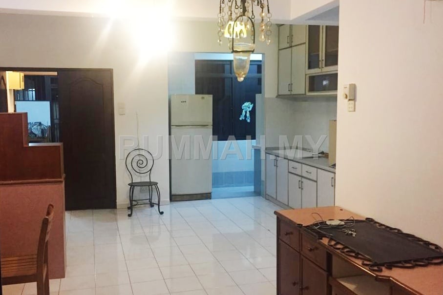 Taman Jelutong Apartment at Jelutong for Sale Corner Unit