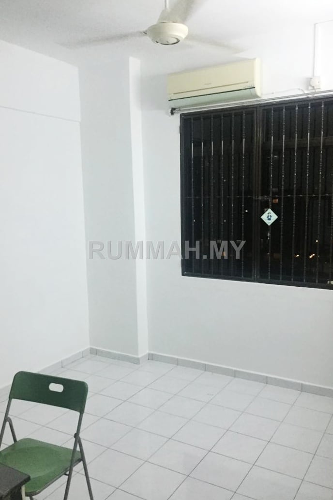 condo in Jelutong, Penang — photo 3