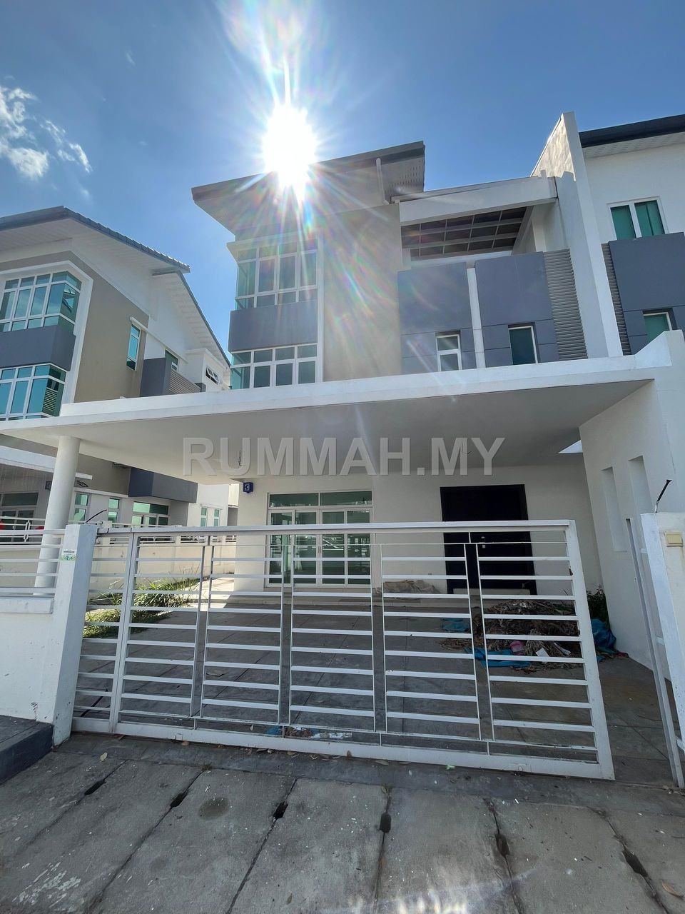 5-bedroom house in Sungai Ara, Penang for sale - Cypress Villa @ Sungai Ara