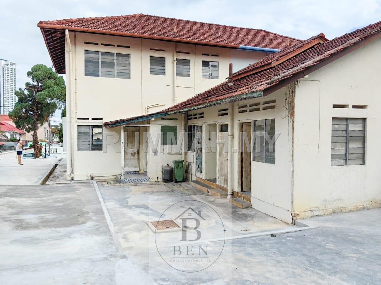 house in Tanjung Tokong, Penang — photo 3