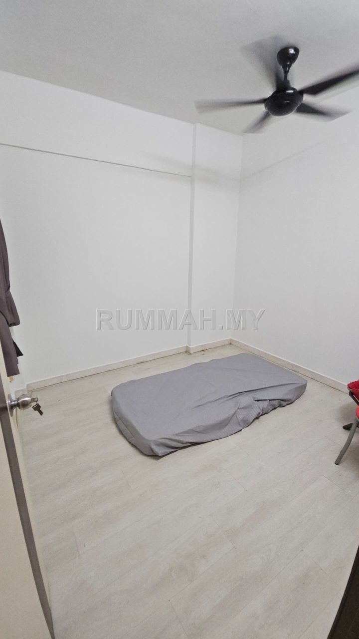 condo in Bayan Lepas, Penang — photo 6