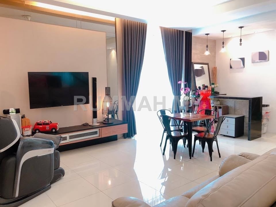 4-bedroom house in Gelugor, Penang for sale - Minden Gardens Residence