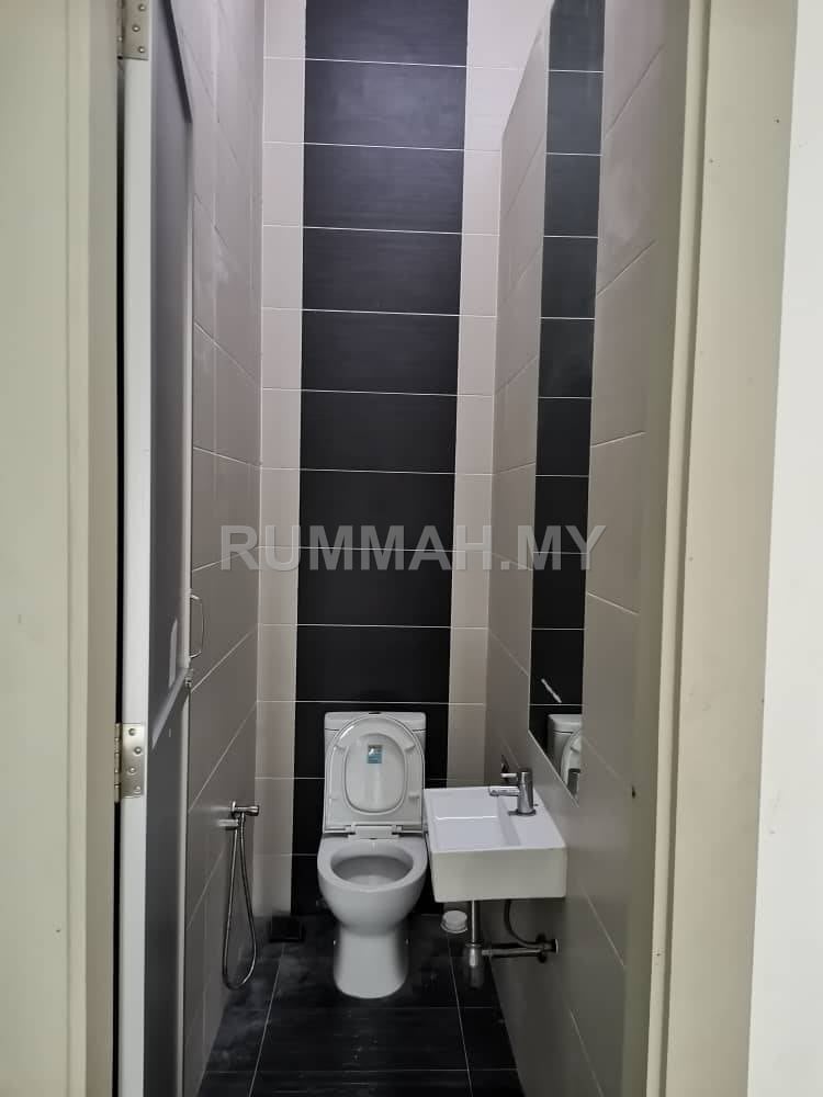 house in Jelutong, Penang — photo 6