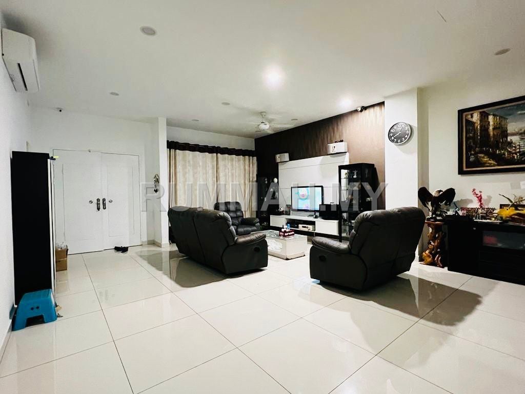 4-bedroom house in Jelutong, Penang for sale - Ghee Hiang Gardens Residence 3 storey Terrace