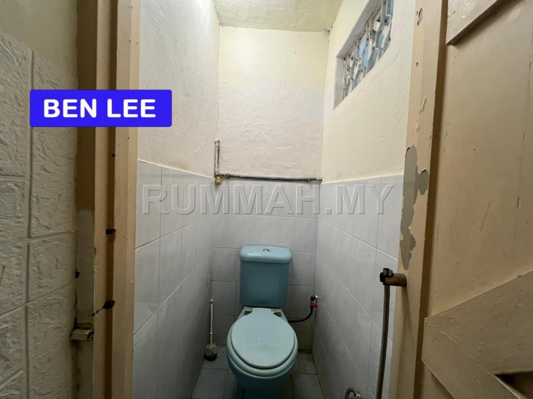 house in Gelugor, Penang — photo 5